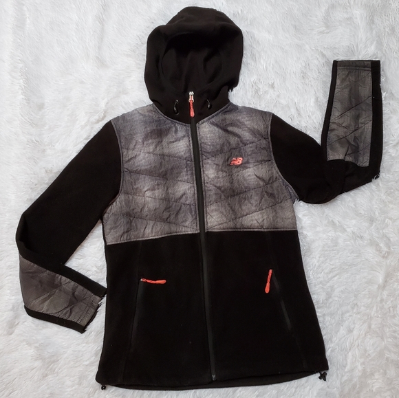New Balance Jackets & Blazers - NEW BALANCE BLACK & GRAY HOODED FLEECE JACKET!
